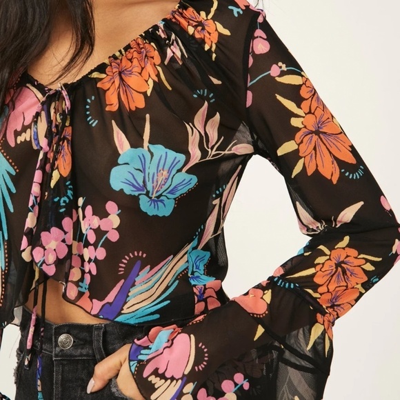 Free People Floral Print Of Paradise sheer bell sleeve tropical top black fairy - Picture 3 of 6